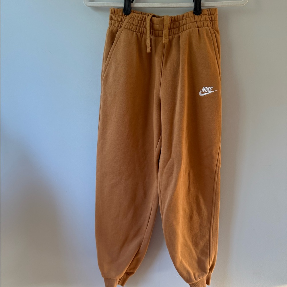 Nike Boys Brown Jogger Sweatpants